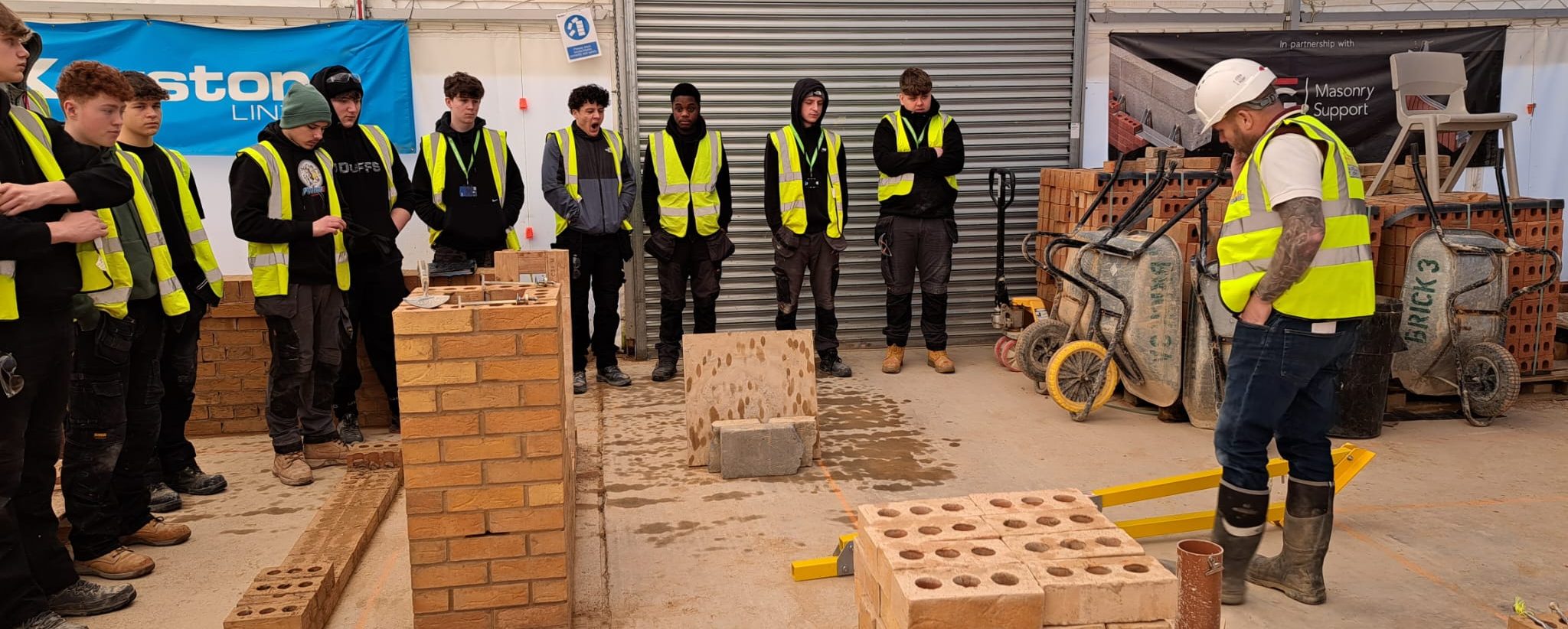 WhatsApp Image 2024-01-18 at 18.47.33 (4)